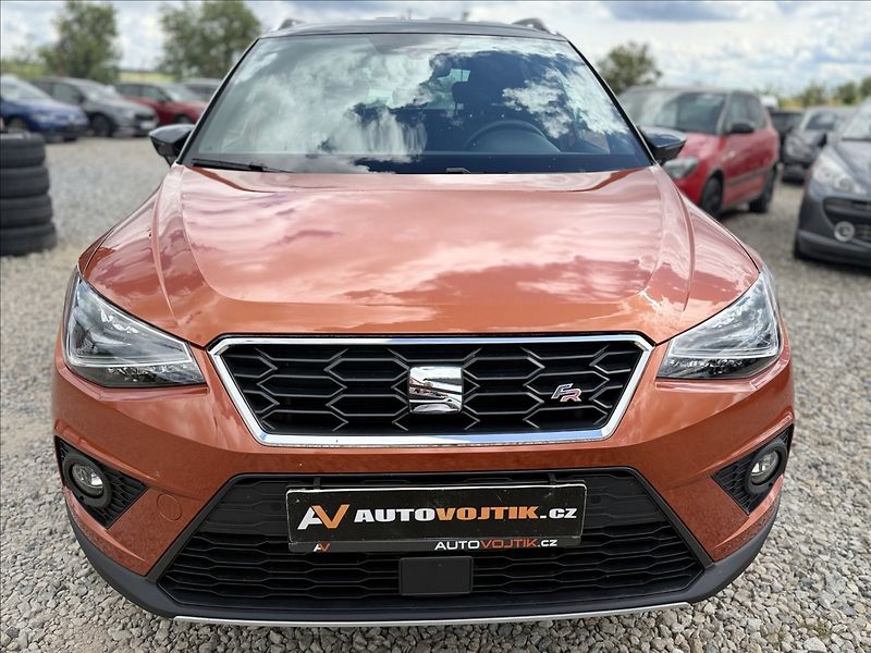 Seat Arona 1,5 FR TSI 37.000Km NAVIGACE - fotka 2 z 28