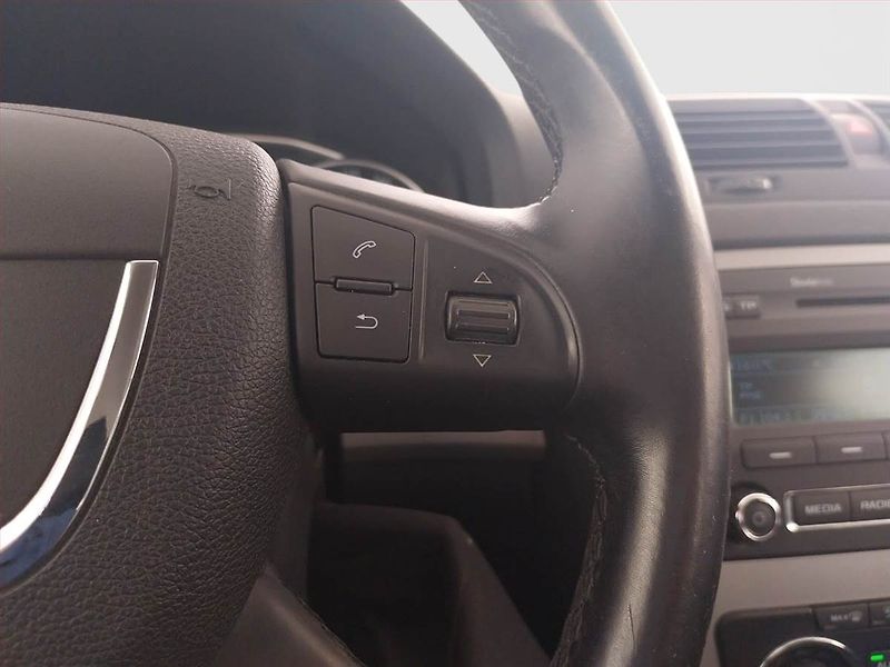 Škoda Octavia (2011) Elegance 2.0 TDI, Tempomat - fotka 17 z 18