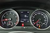 Volkswagen Golf (2017) 1.0 TSI, Tempomat - náhled 8