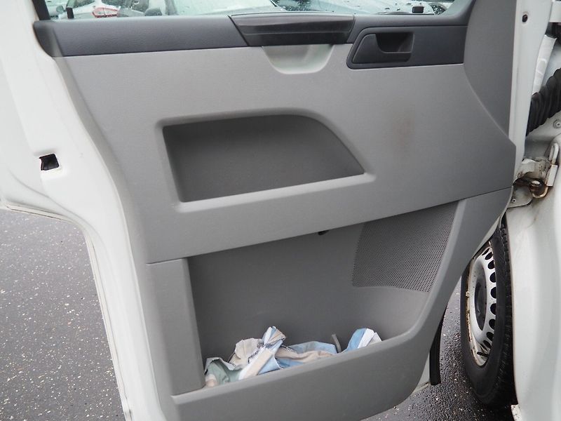Volkswagen Transporter (2014) 2.0TDI, 75kW - fotka 11 z 30