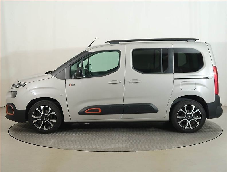Citroën Berlingo (2019) Feel 1.5 BlueHDi, 5Míst, ČR - fotka 3 z 13