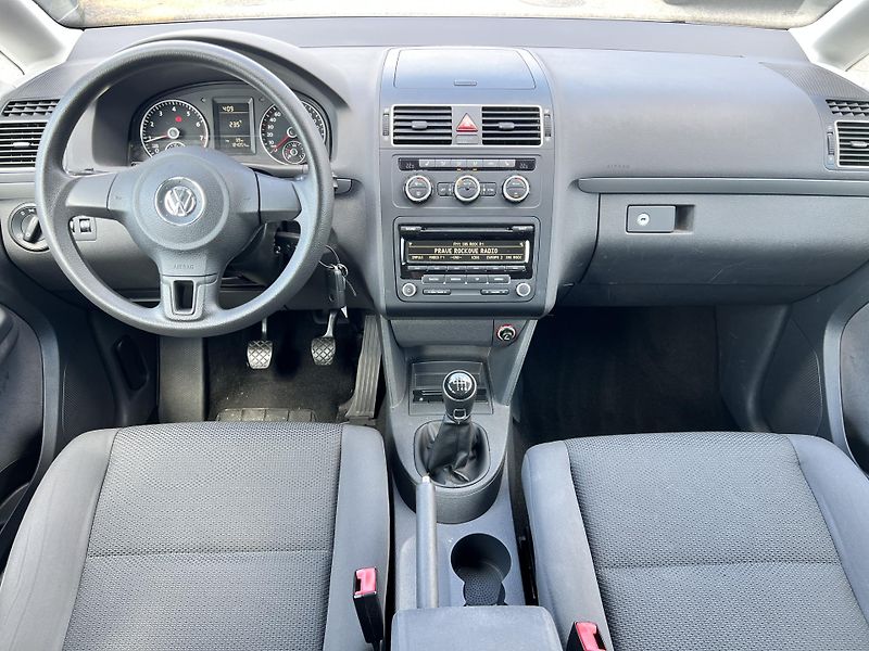 Volkswagen Touran 1.2TSi 77kw  7MÍST TEMPOMAT  - fotka 20 z 44