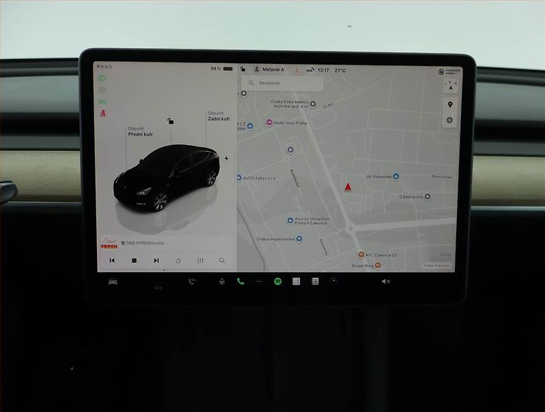 Tesla Model Y (2022) Long Range AWD 79kWh, SoH 89% - fotka 12 z 19