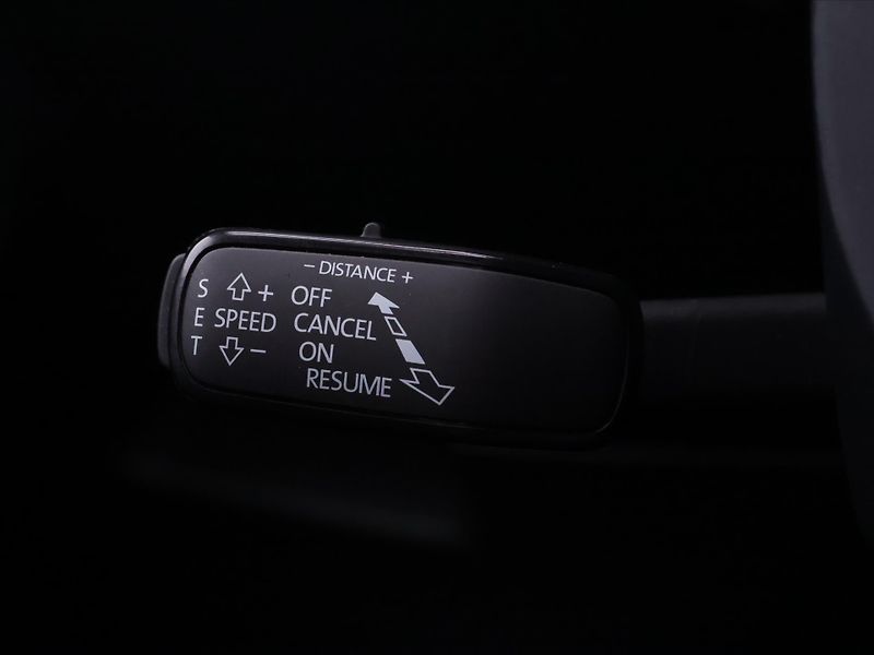 Škoda Superb 2,0 TDI 110kW SportLine Combi - fotka 17 z 38