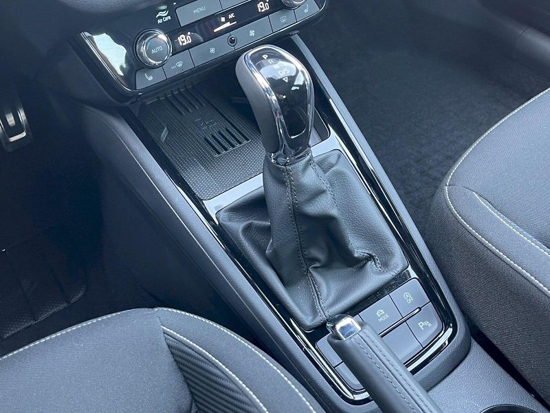 Škoda Kamiq (2025) 1.0 TSI 85 kW DSG Monte Carlo - fotka 12 z 31