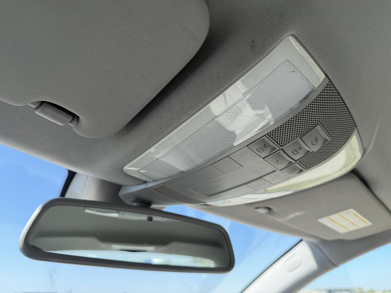 Mercedes-Benz Třídy E 250 CGI 5G KUPÉ SERVISKA - fotka 25 z 39