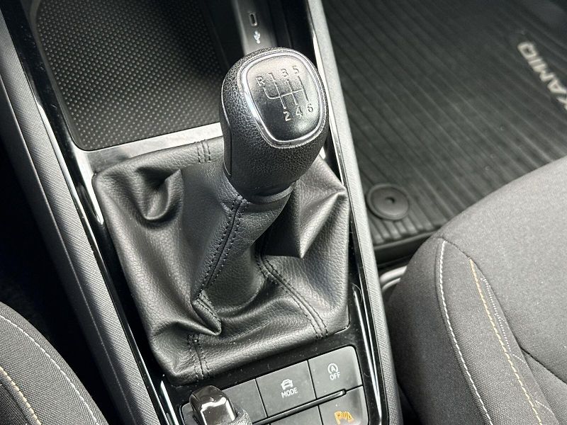 Škoda Kamiq (2023) 1.0 TSI Fresh - fotka 15 z 32