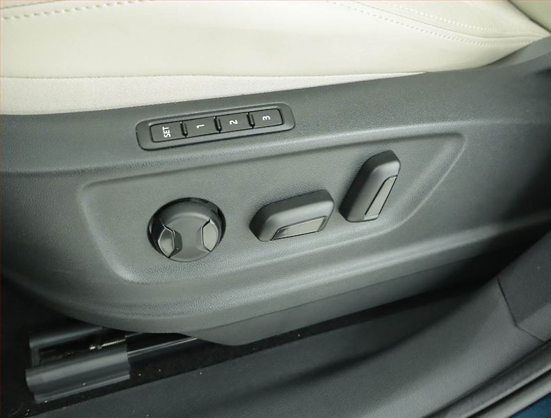 Škoda Kodiaq (2023) Laurin&Klement 2.0 TDI - fotka 18 z 18