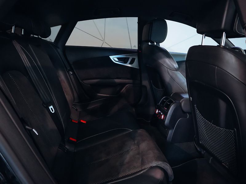 Audi A7 3.0TDI 200kW S-line ACC Vzduch - fotka 28 z 29