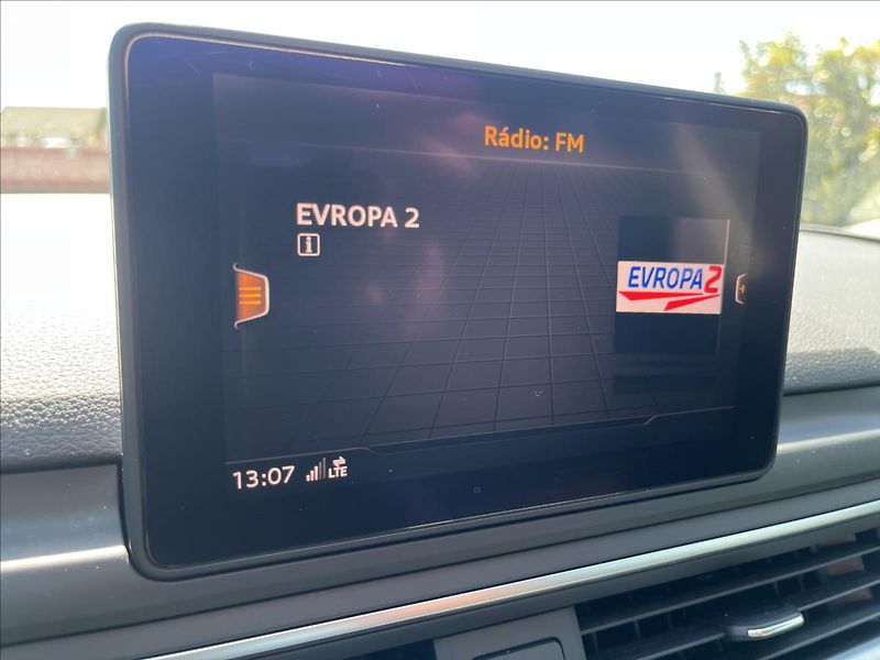 Audi A5 2.0 SPORTBACK 40 TDi 4x4 S-TRO - fotka 17 z 56