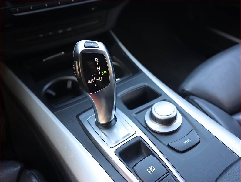 BMW X5 (2008) 3.0sd, 4X4, Automat, 7 míst - fotka 13 z 20