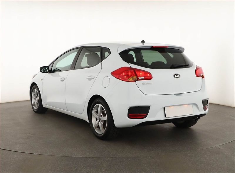 Kia Ceed (2016) 1.4 CVVT - fotka 4 z 14