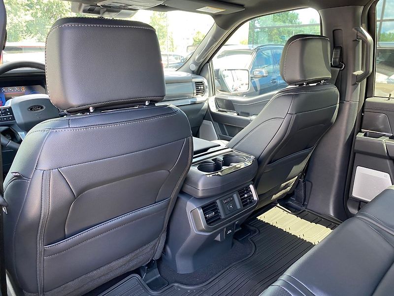 Ford F-150 (2025) Lariat  5,0 298 kW - fotka 22 z 27