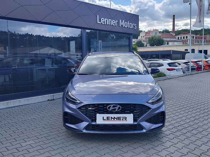 Hyundai i30 1.5 T-GDI/103kW N-Line DCT - fotka 2 z 34