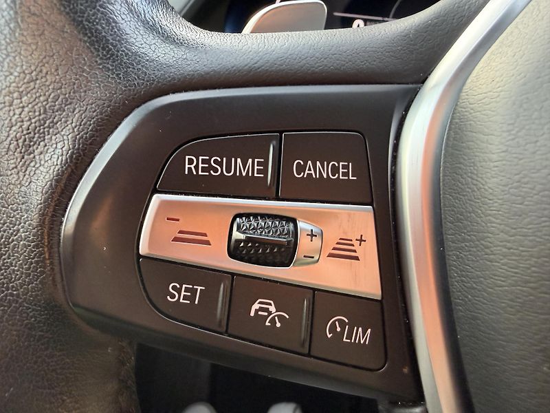 BMW X6 (2022) 30XD 210kW LASER TZ R20 CZ!!!! - fotka 38 z 45