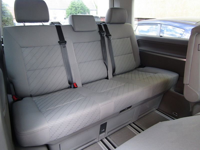 Volkswagen Multivan (2015) 2.0 TDI 132kW DSG TOP QUALITY - fotka 24 z 43