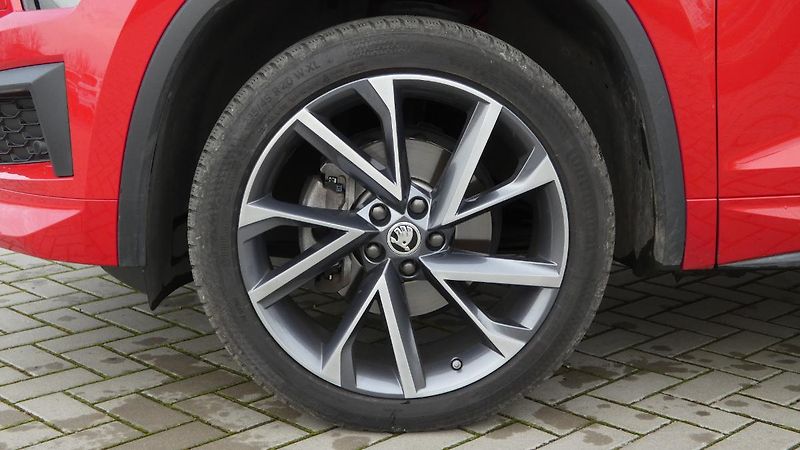 Škoda Kodiaq 2,0 TDI Sportline DSG - fotka 24 z 25