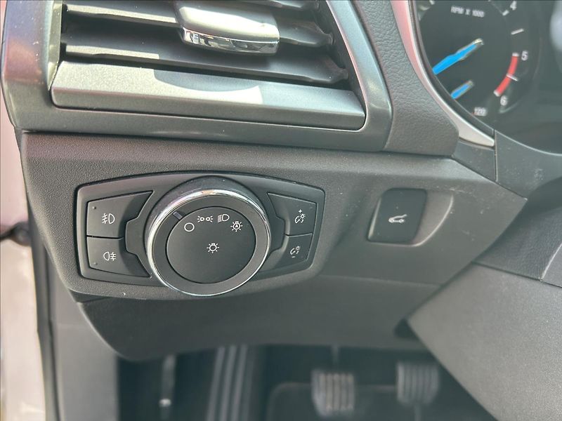 Ford Mondeo 2,0 TDCi 110kW,Led,Navi,ACC,Al - fotka 5 z 40