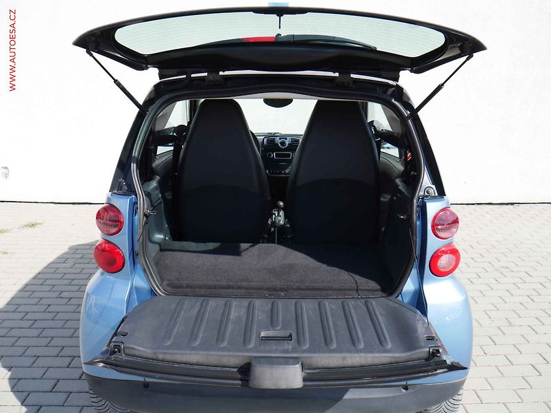 Smart Fortwo (2012) 1.0i, AT - fotka 7 z 12