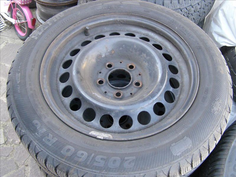 Mercedes-Benz Třídy E 2,2   SLEVA - fotka 26 z 26