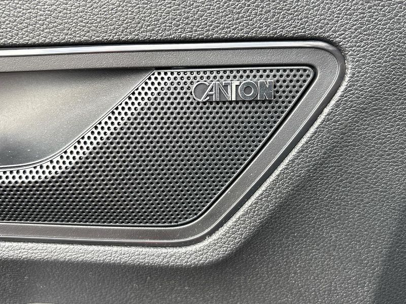 Škoda Karoq SPORTLINE - fotka 28 z 29