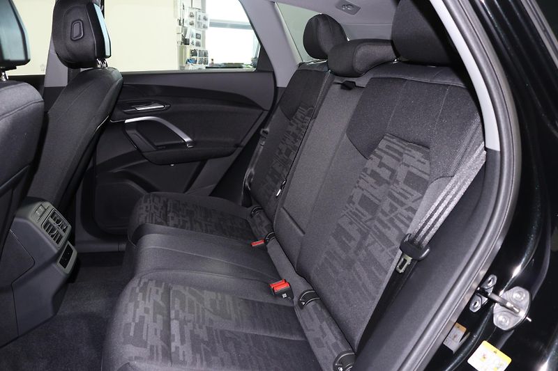 Audi Q5 Q5 TFSI 150KW QUATTRO - fotka 12 z 26