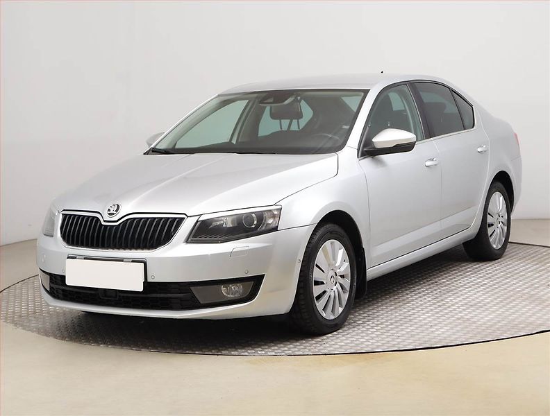 Škoda Octavia (2016) Style 2.0 TDI, Automat - fotka 2 z 20