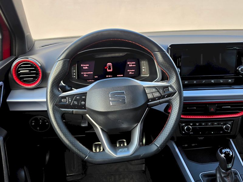 Seat Arona (2023) 1,0TSI 81KW FR - fotka 6 z 30