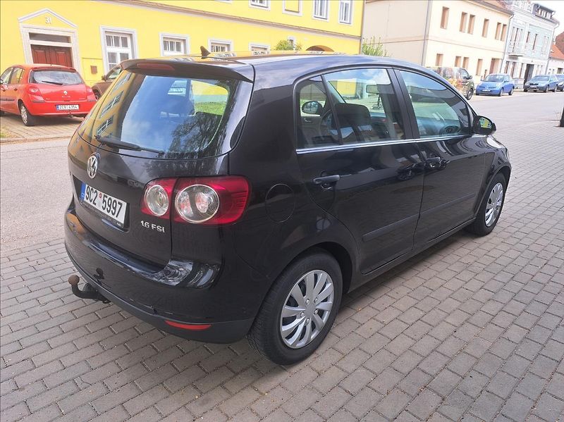 Volkswagen Golf Plus 1,6 FSI - fotka 11 z 36