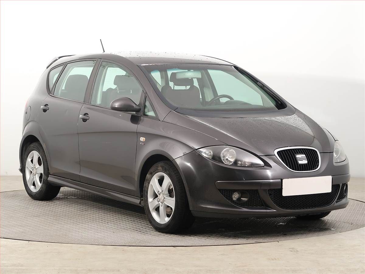 Seat Altea 2.0 FSI, po STK, rezervace