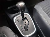 Toyota Yaris (2015) 1.5 Hybrid, Automat, Kůže - náhled 13