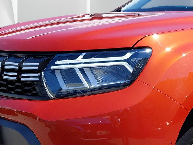 Dacia Duster (2023) 1,5 dCi 84 kW Journey - fotka 9 z 25