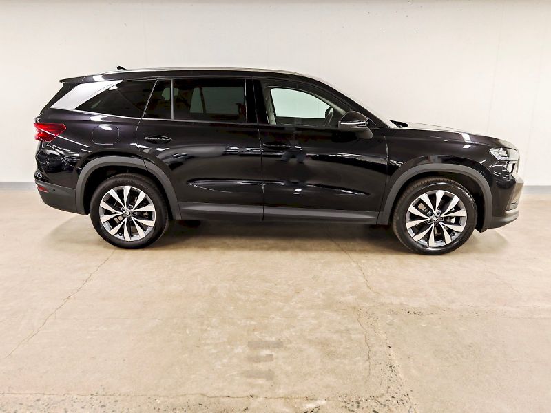 Škoda Kodiaq (2025) iV 1.5 TSI 150 kW DSG Exclusiv - fotka 30 z 35
