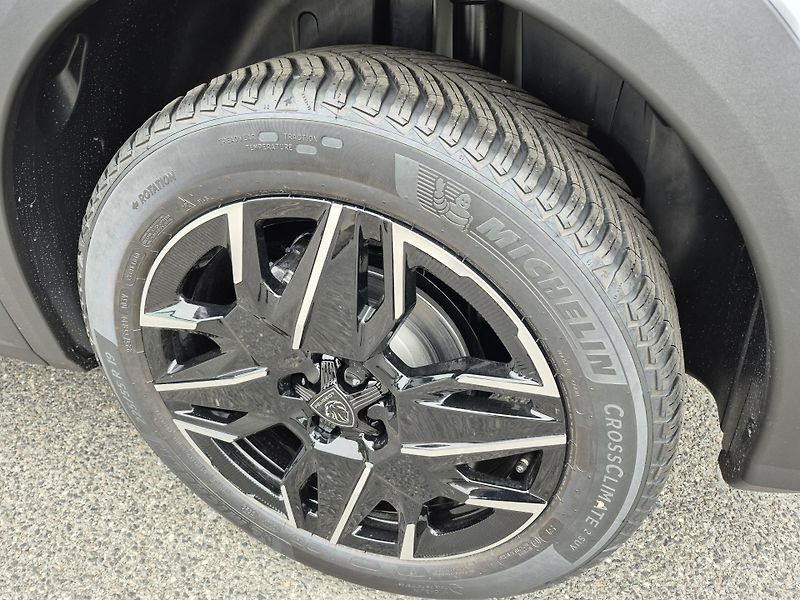 Peugeot 3008 (2026) GT Hybrid 145 e-DCS6  - fotka 16 z 27