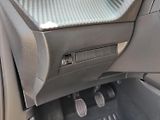 Peugeot 2008 (2026) ALLURE 1.2 TURBO 100k 2xkamera - náhled 25