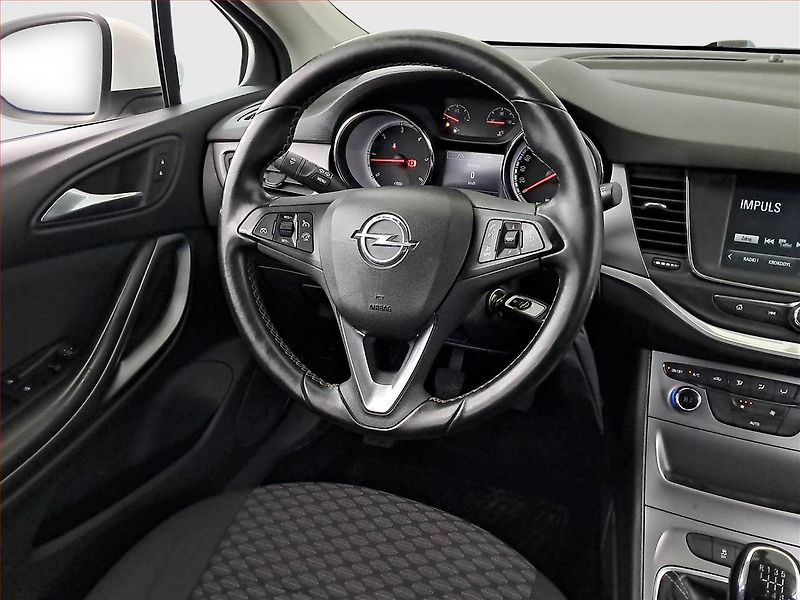 Opel Astra (2016) 1.6 CDTI, Serv.kniha, Tempomat - fotka 7 z 16