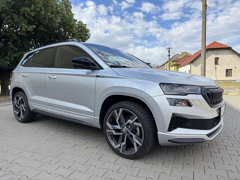 Škoda Karoq 2.0TDi SportLine MAX Výbava - fotka 9 z 35
