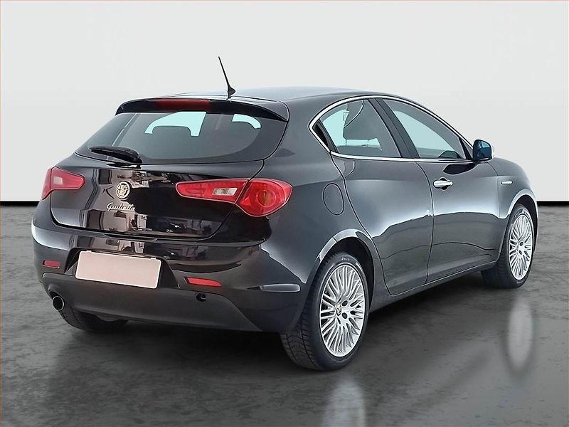 Alfa Romeo Giulietta (2011) 1.4 T, Tempomat - fotka 5 z 13
