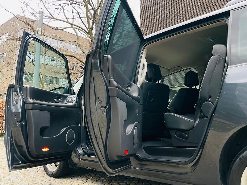 Renault Grand Espace 2.0dCi MANUÁL VÝHŘEV SENZORY - fotka 22 z 43