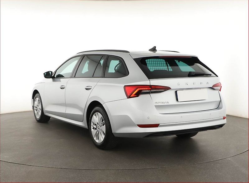Škoda Octavia (2024) 2.0 TDI - fotka 4 z 19