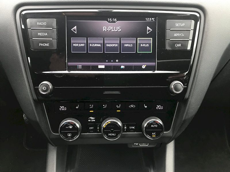 Škoda Octavia (2019) Ambition 1,5 TSI - fotka 10 z 25