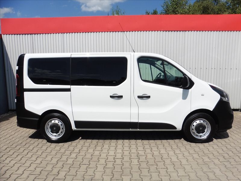 Opel Vivaro 1,6 CDTI BITurbo 125 L1H1 - fotka 6 z 14