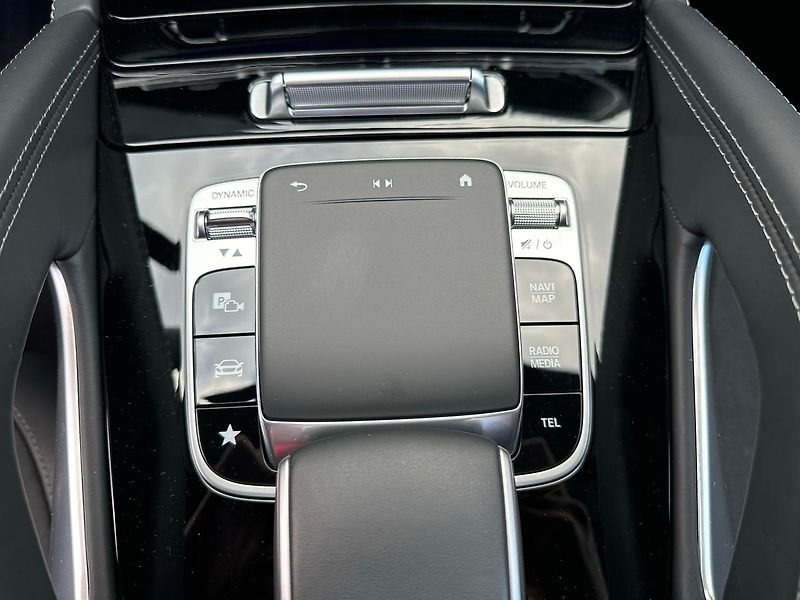 Mercedes-Benz GLE 53 AMG 4MATIC+ - fotka 16 z 31