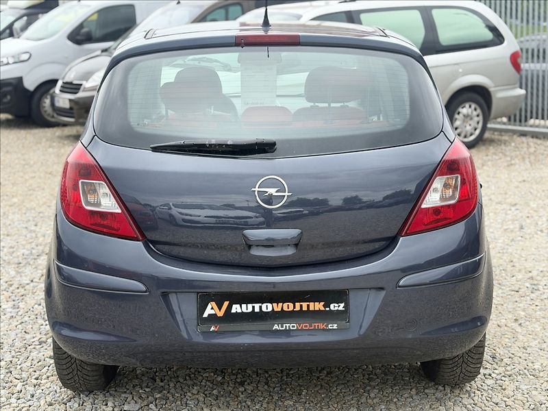Opel Corsa 1,4 i KLIMA - fotka 6 z 21