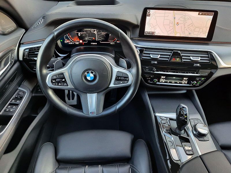 BMW Řada 6 (2023) 630d GT xDrive M Sport - fotka 11 z 16
