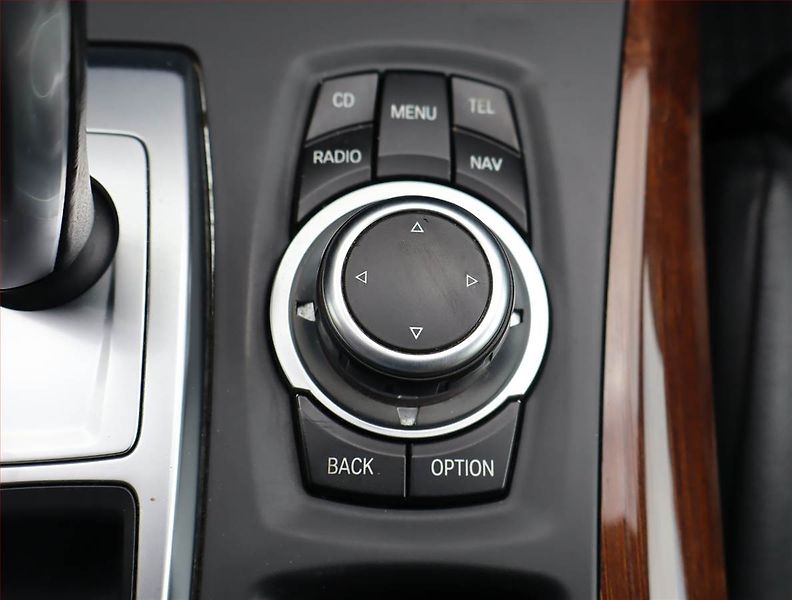 BMW X6 (2010) xDrive30d, 4X4, Automat, Kůže - fotka 16 z 24
