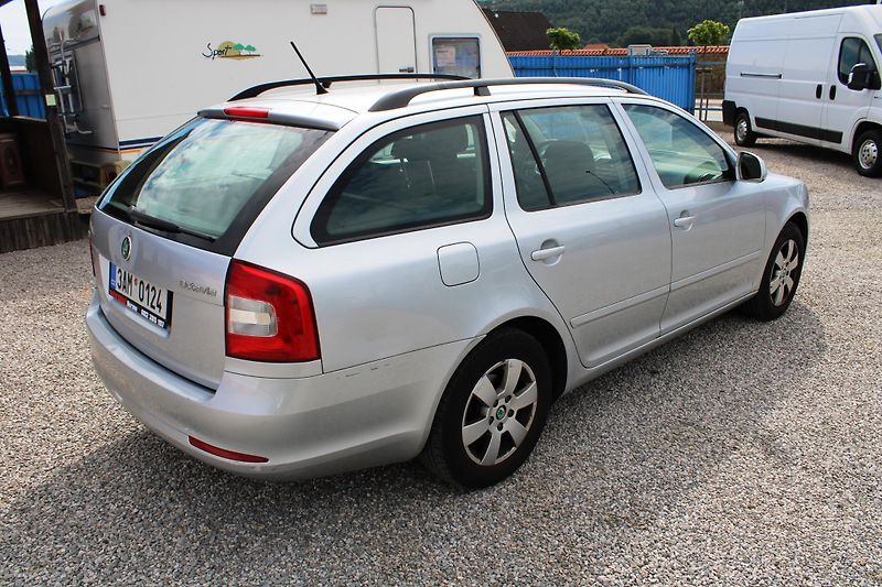 Škoda Octavia (2013) REZERVACE - fotka 7 z 16
