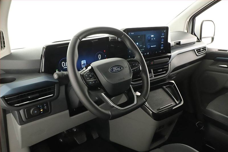 Ford Tourneo Custom (2025) 2.0 EcoBlue AWD - fotka 20 z 24