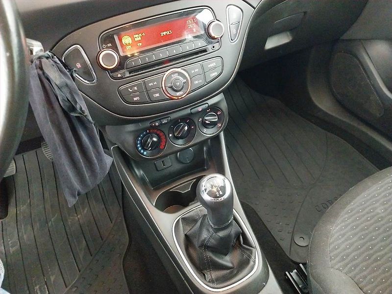 Opel Corsa (2016) 1.4, ČR,1.maj, Tempomat - fotka 13 z 16