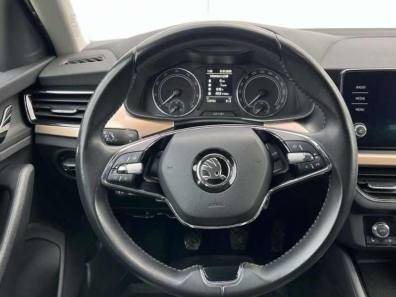 Škoda Scala (2022) Style 1.0 TSI - fotka 17 z 20